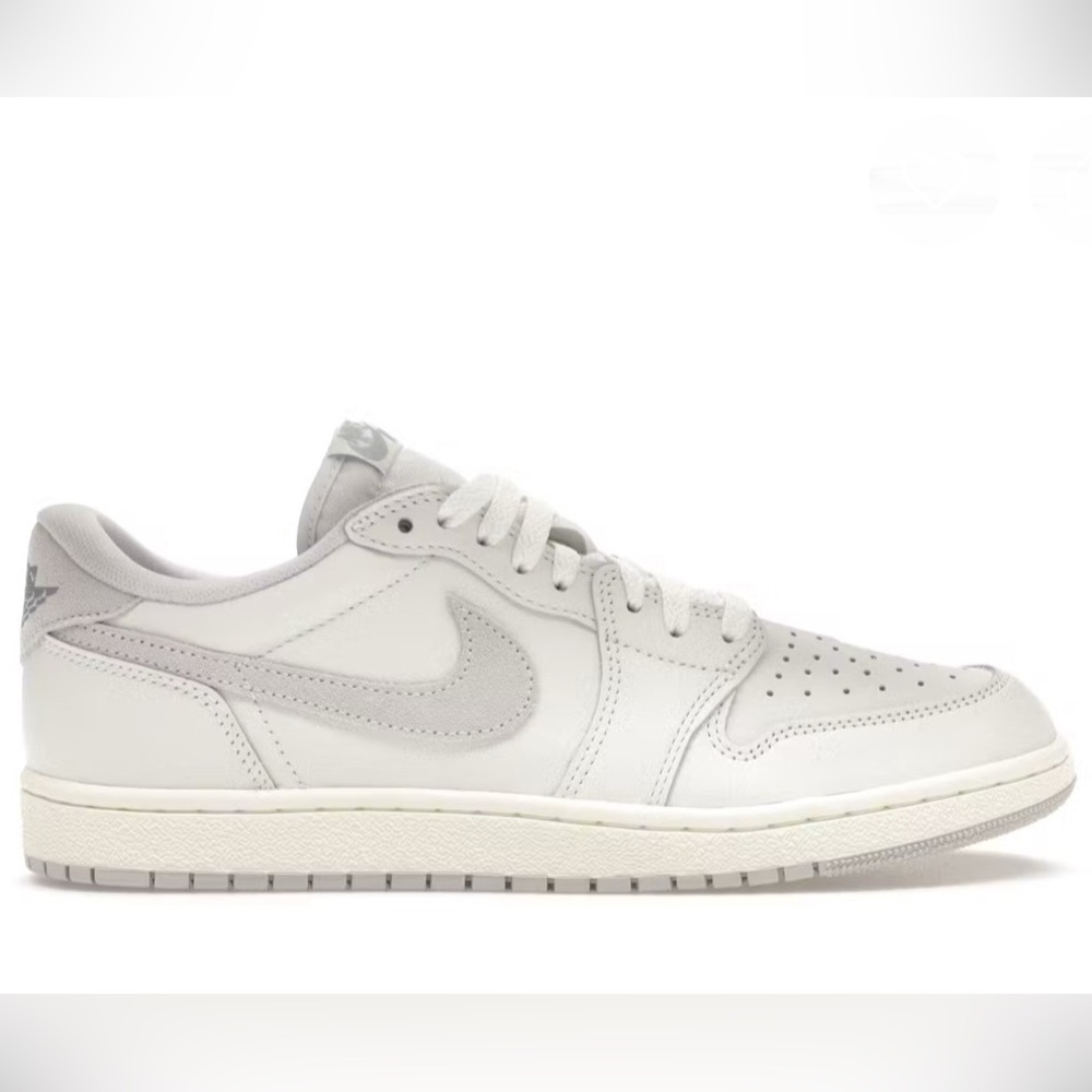 Authentic Nike Air Jordan 1 Retro Low - neutral grey size 8.5